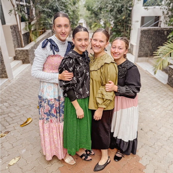 •Meet me• - Picture 3 of 12